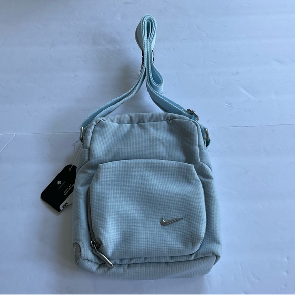 Nike shoulder cross bag. Light blue. - Picture 2 of 5